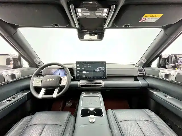 Fangchengbao Leopard 7 7 2025 200KM Max