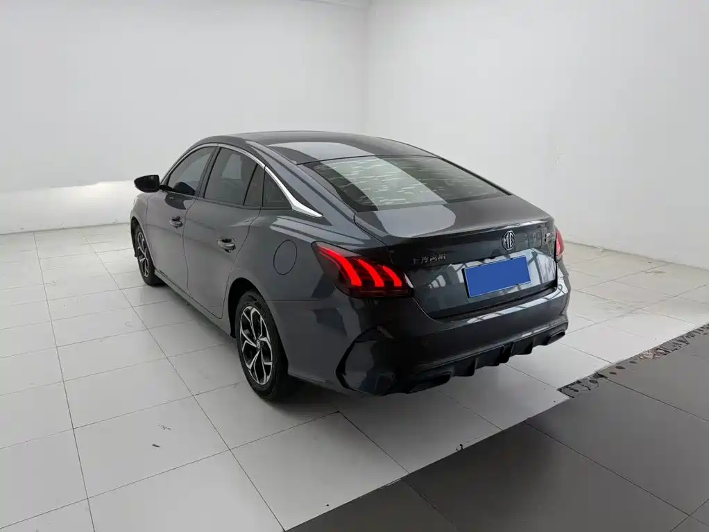 MG MG5 — миниатюра 7