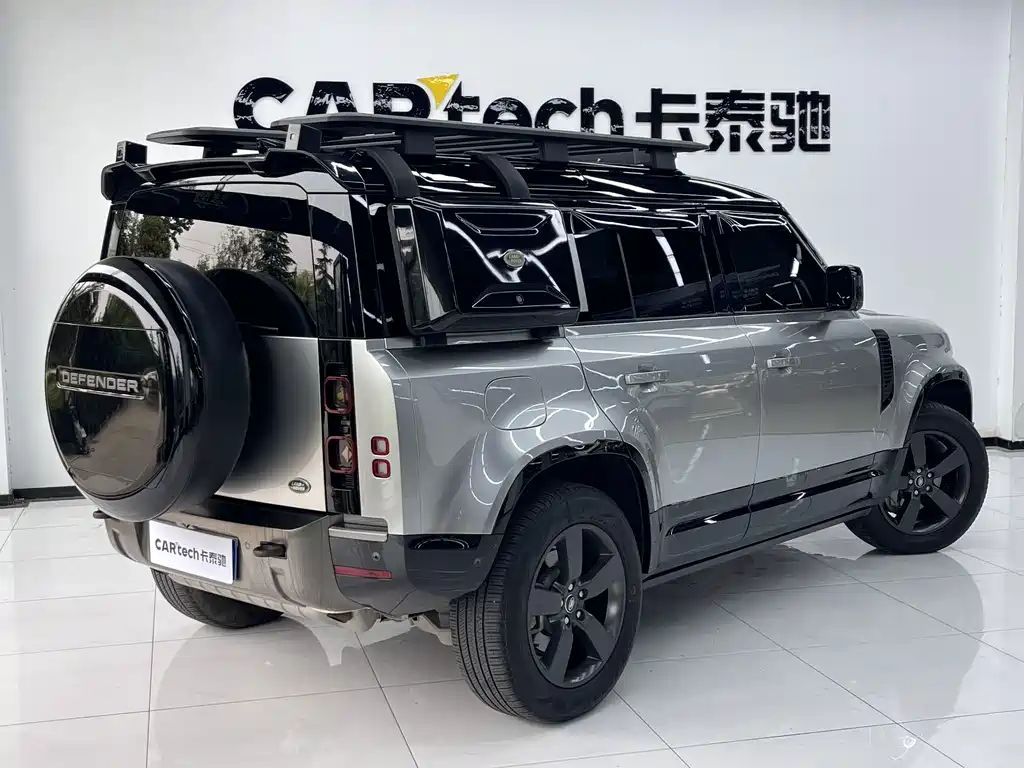 Land Rover Defender — миниатюра 4