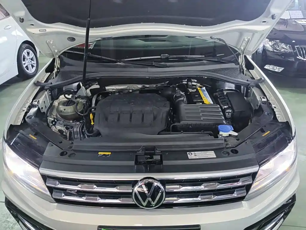 Volkswagen Tiguan L — миниатюра 20