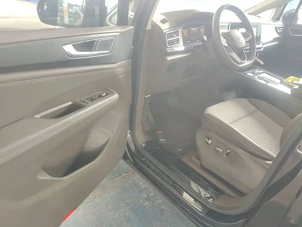 Volkswagen Viloran — миниатюра 16