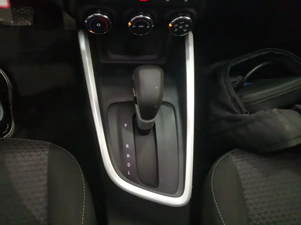 Chevrolet Cavalier — миниатюра 14