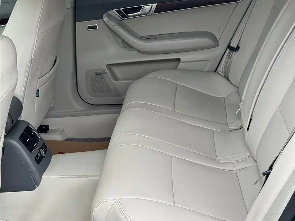 Audi A6L 2011 2.4L Luxury