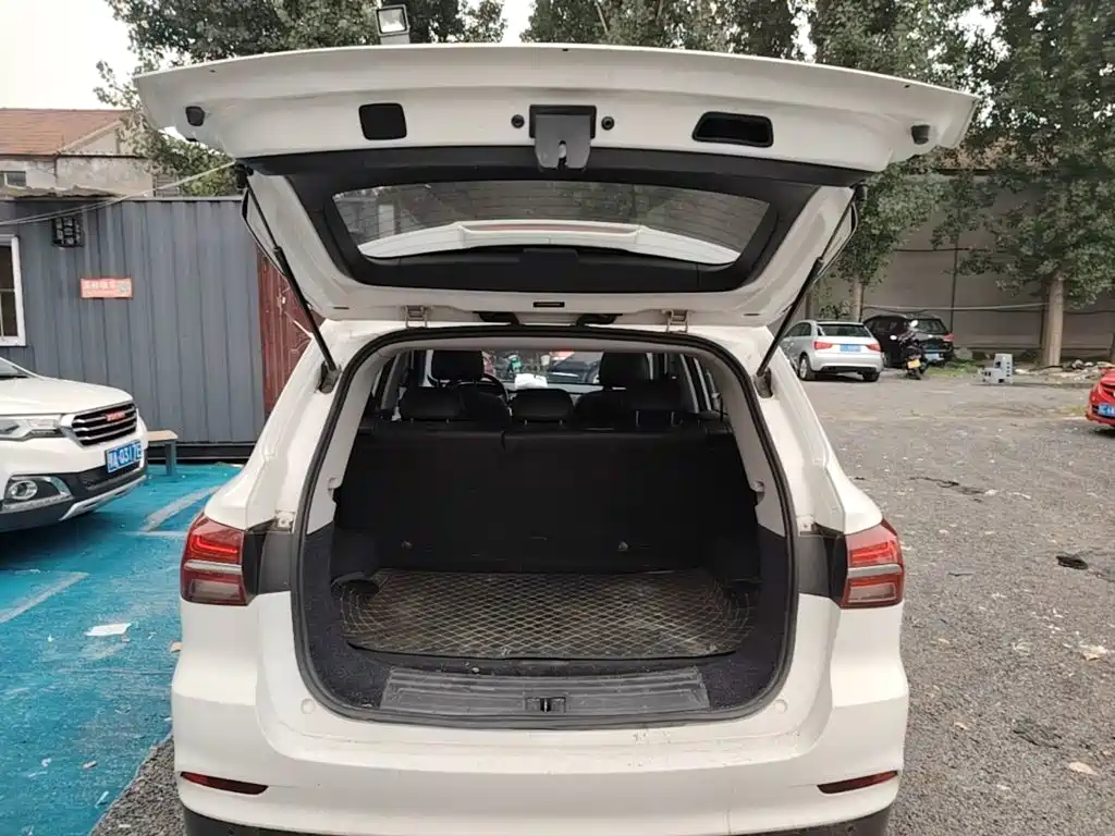 Roewe RX5 — миниатюра 19