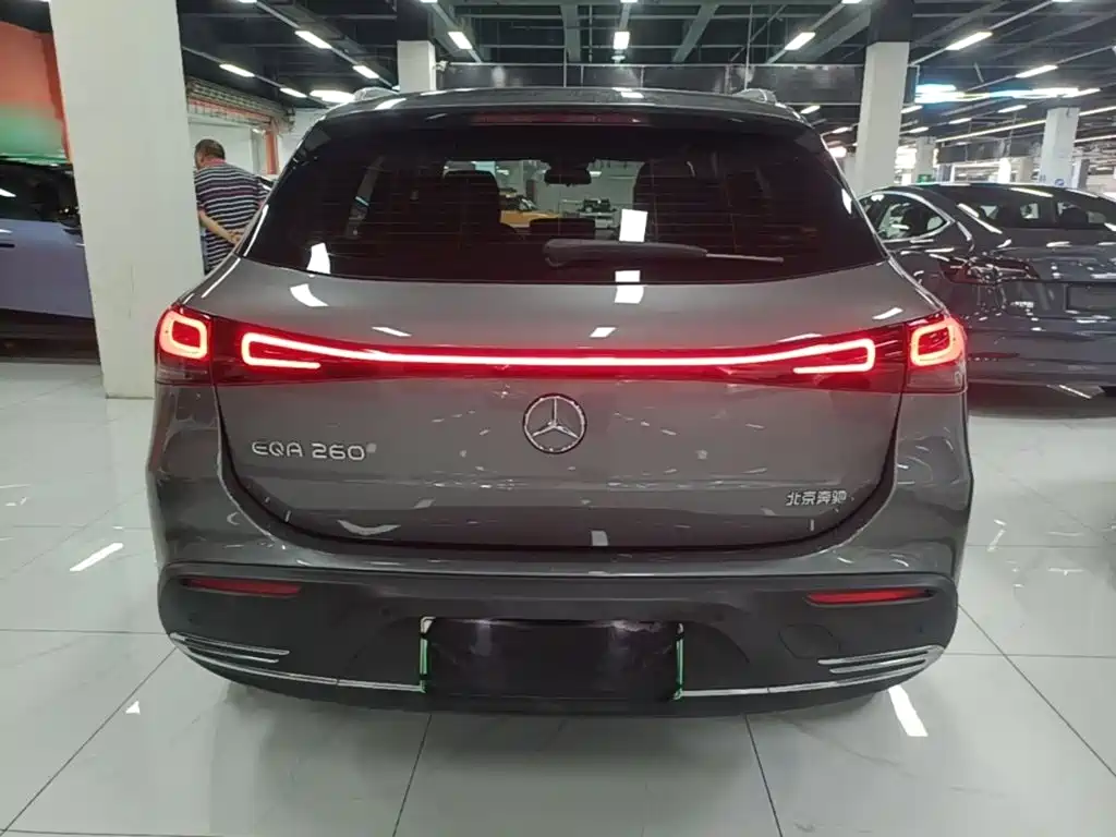 Mercedes-Benz EQA — миниатюра 6