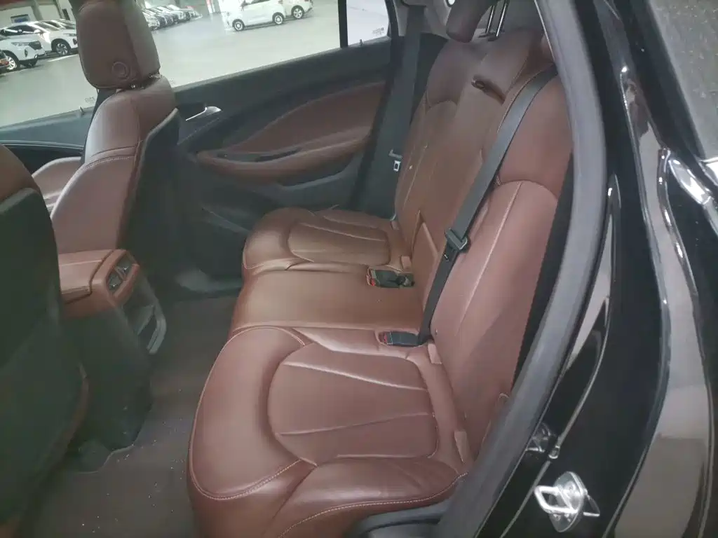 Buick Envision Plus — миниатюра 17