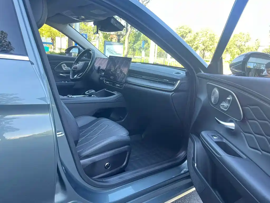 Chery Arrizo 8 PRO — миниатюра 5