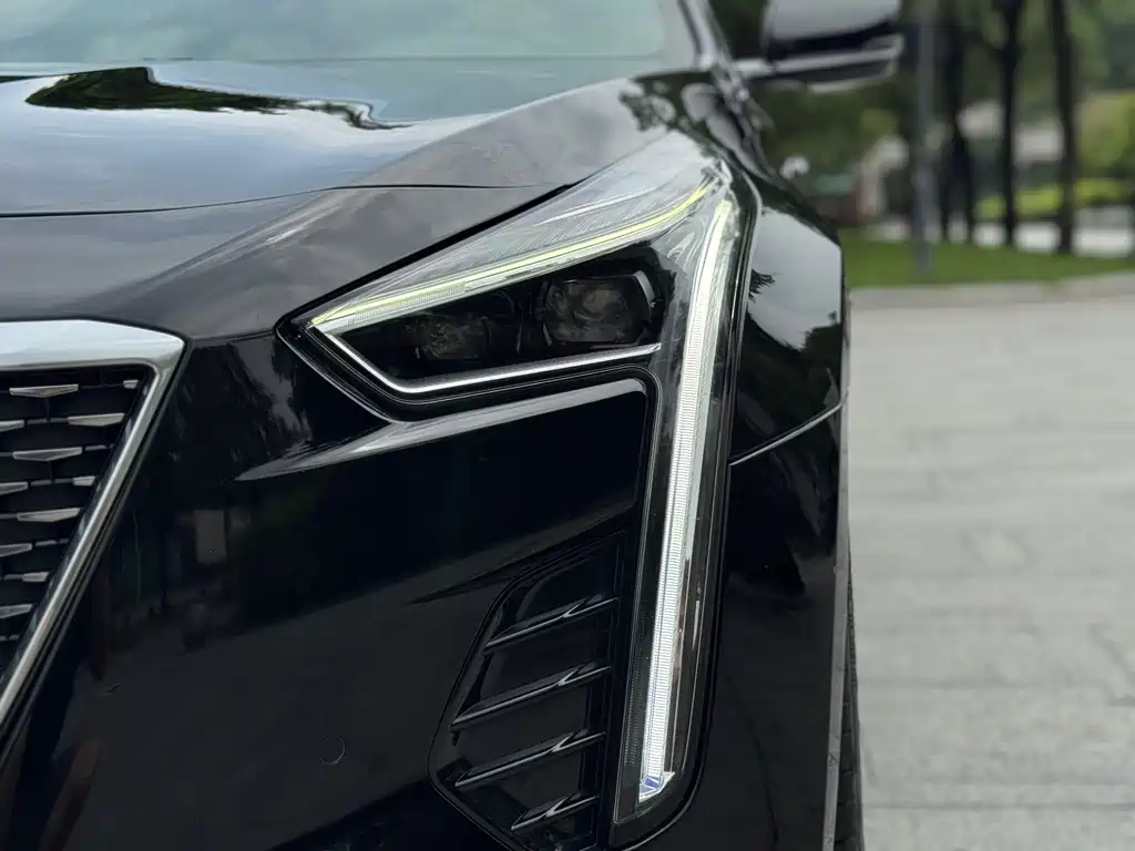 Cadillac CT6 — миниатюра 23