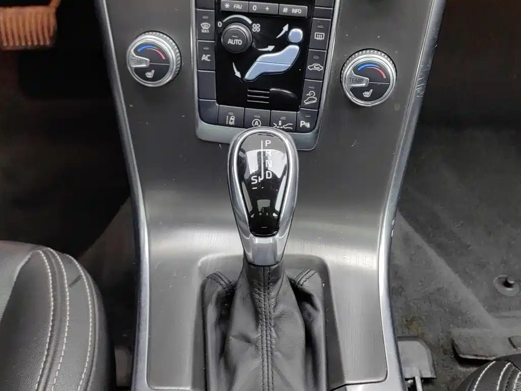 Volvo XC60 — миниатюра 13