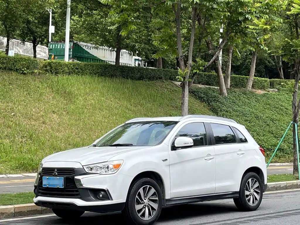 Mitsubishi ASX