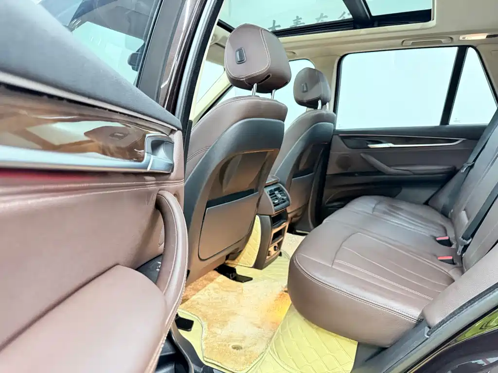 BMW X5 (Import) — миниатюра 19