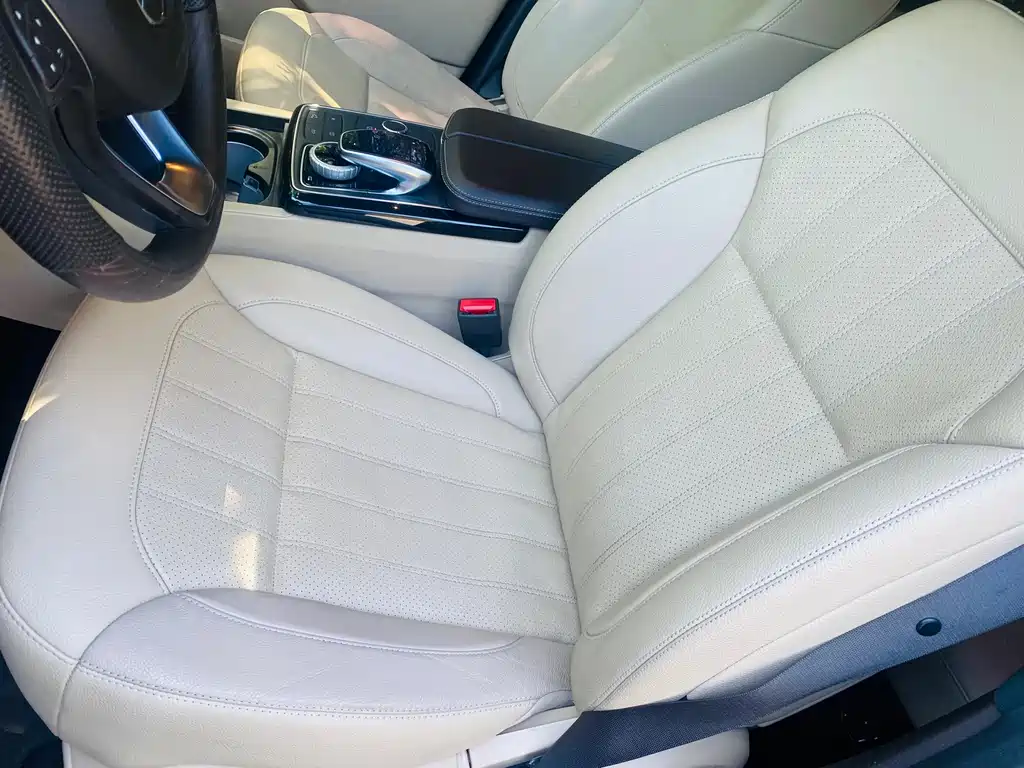 Mercedes-Benz GLE (Import) — миниатюра 15