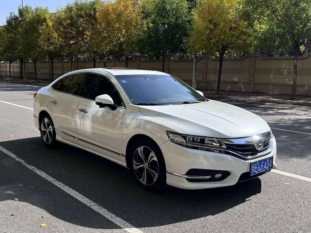 Honda Spirior — миниатюра 3
