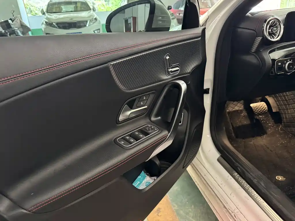 Mercedes-Benz A-Class — миниатюра 5