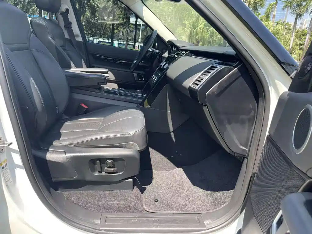 Land Rover Discovery — миниатюра 18