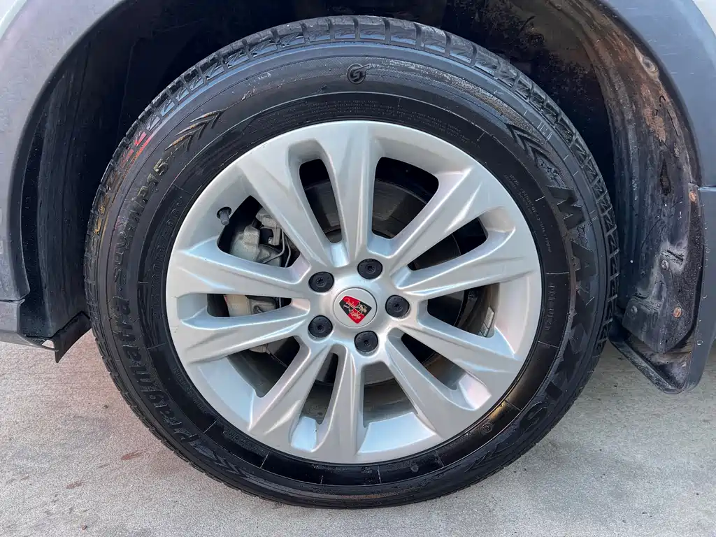 Roewe RX5 20T 2WD Auto Flagship Edition, фото 4