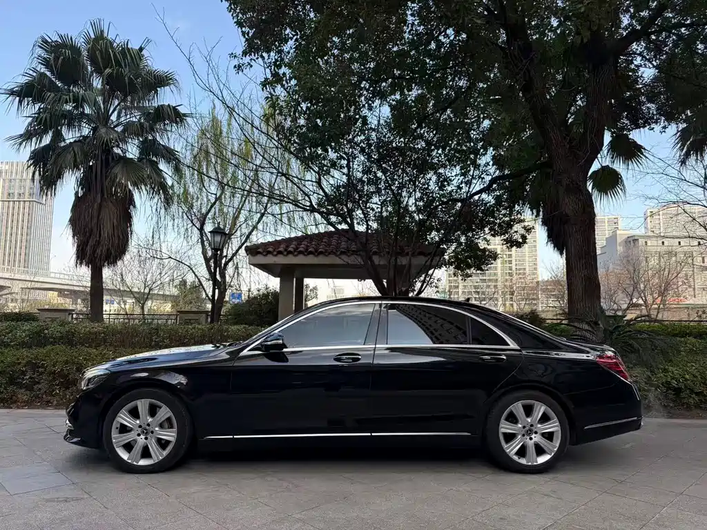 MERCEDES-BENZ S CLASS