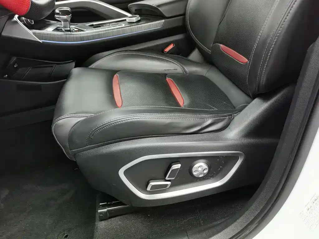Geely Xingyue — миниатюра 20
