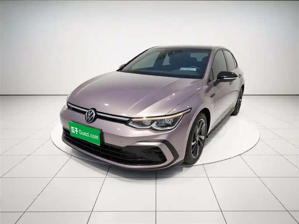 Volkswagen Golf 2024