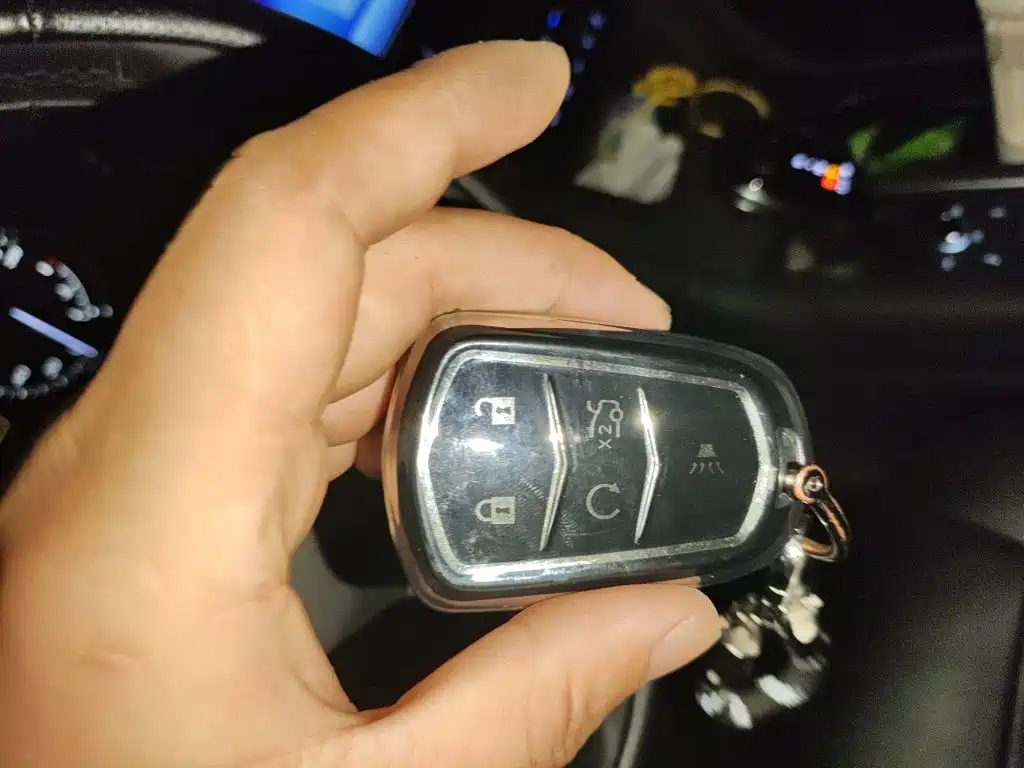Cadillac XT5 — миниатюра 12