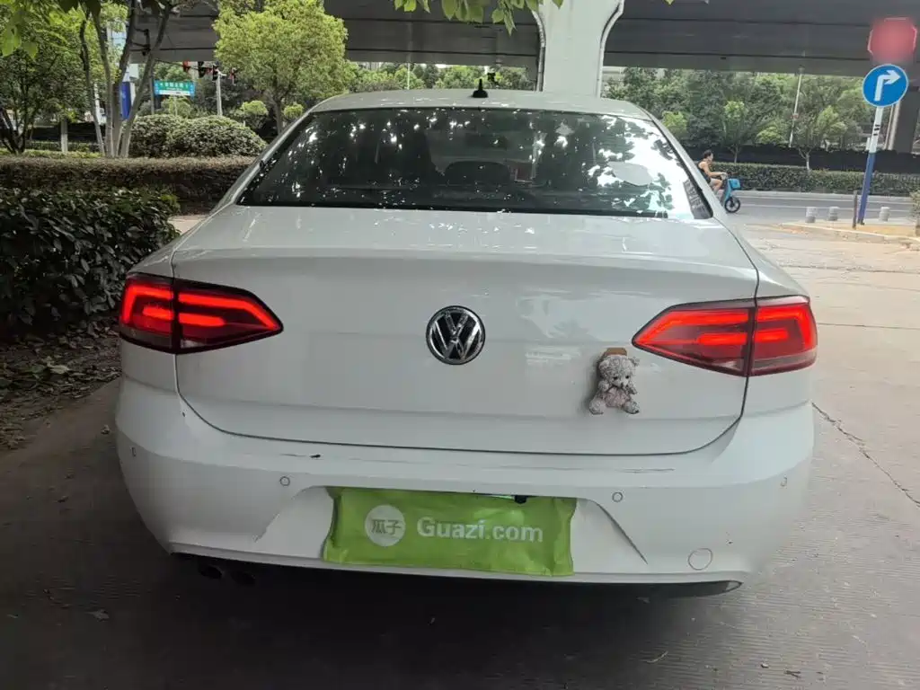Volkswagen Lamando — миниатюра 6