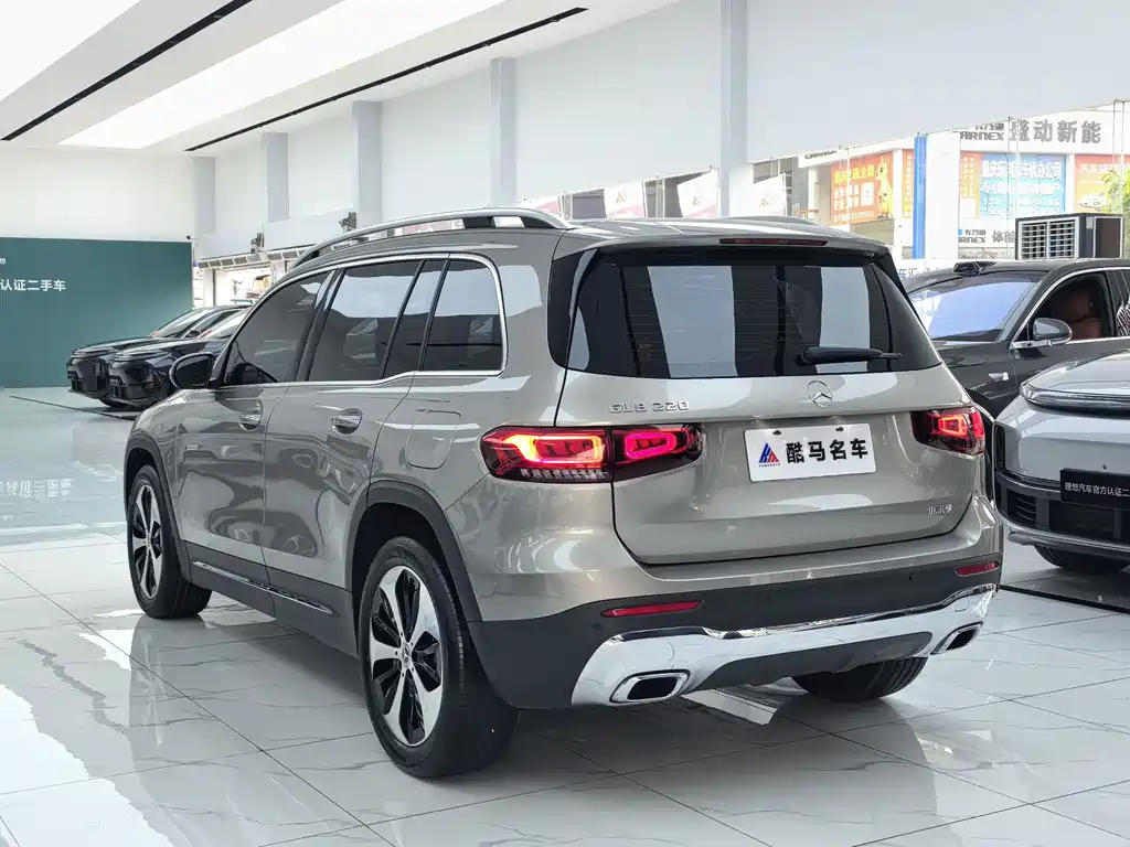 Mercedes-Benz GLB — миниатюра 15