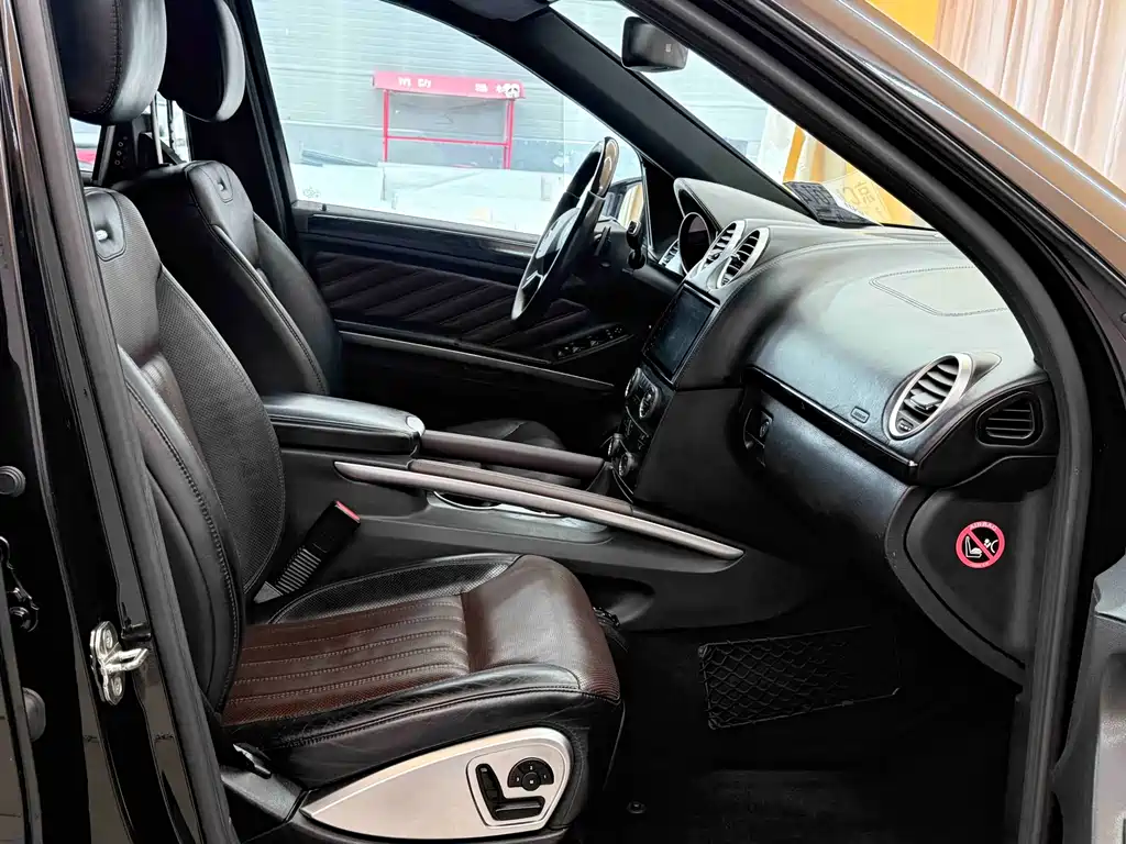 Mercedes-Benz GL 2011 GL 450 Luxury Grand Edition