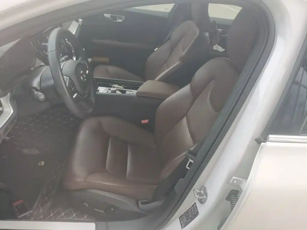 Volvo S60 — миниатюра 15