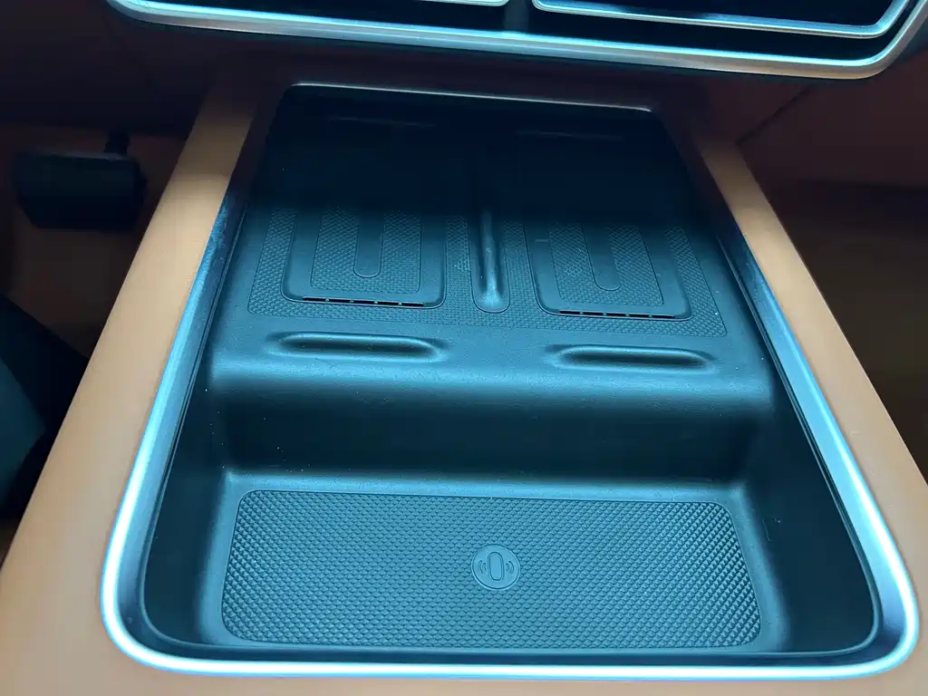 Li Auto Li L6 — миниатюра 28