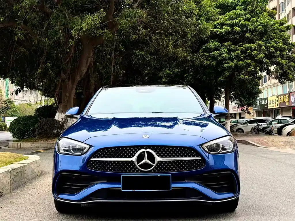 Mercedes-Benz C-Class 2022