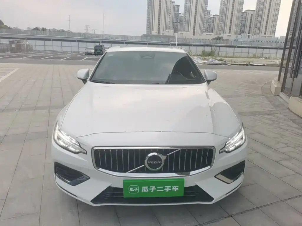 Volvo S60 — миниатюра 3