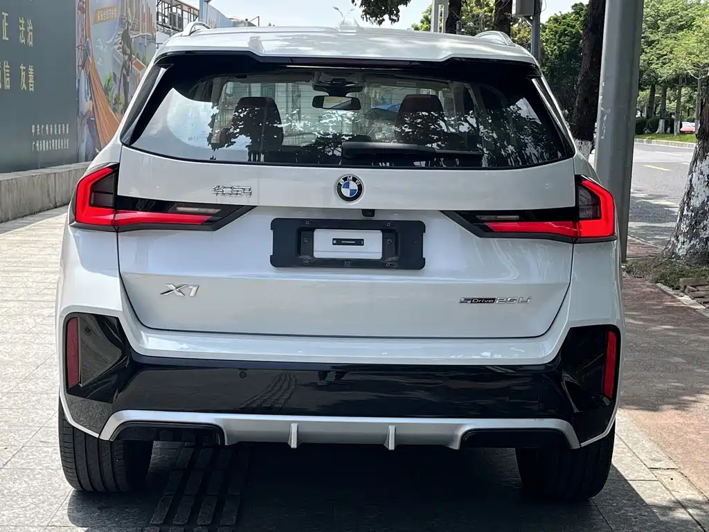 BMW X1 2025 sDrive25Li M Sport