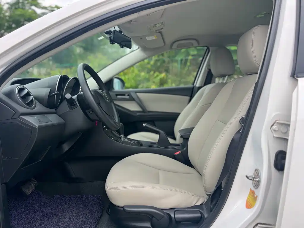 Mazda 3 Xingcheng — миниатюра 4
