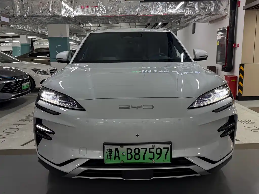BYD PLUS New Energy — миниатюра 2