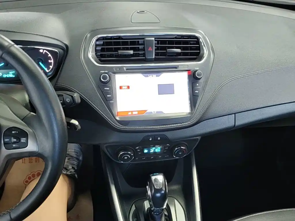 Ford Escort — миниатюра 13