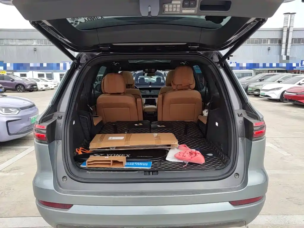 Li Auto Li ONE — миниатюра 19