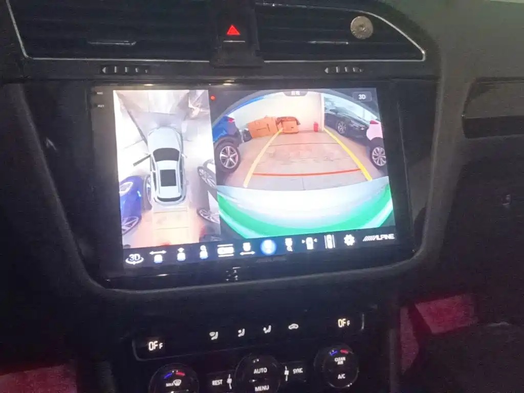 Volkswagen Tiguan L — миниатюра 13