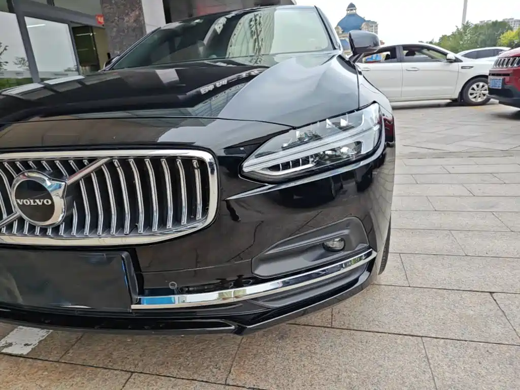 Volvo S90 — миниатюра 24