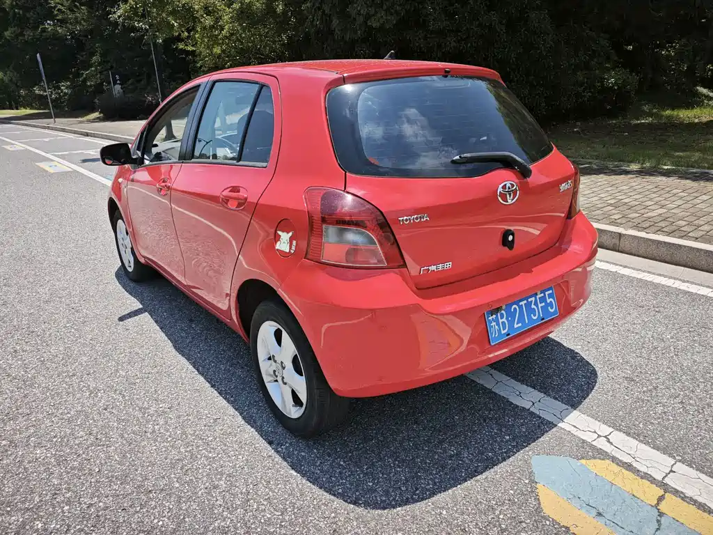Toyota Yaris — миниатюра 4