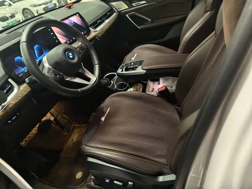 BMW iX1 2023 xDrive30L M Sport