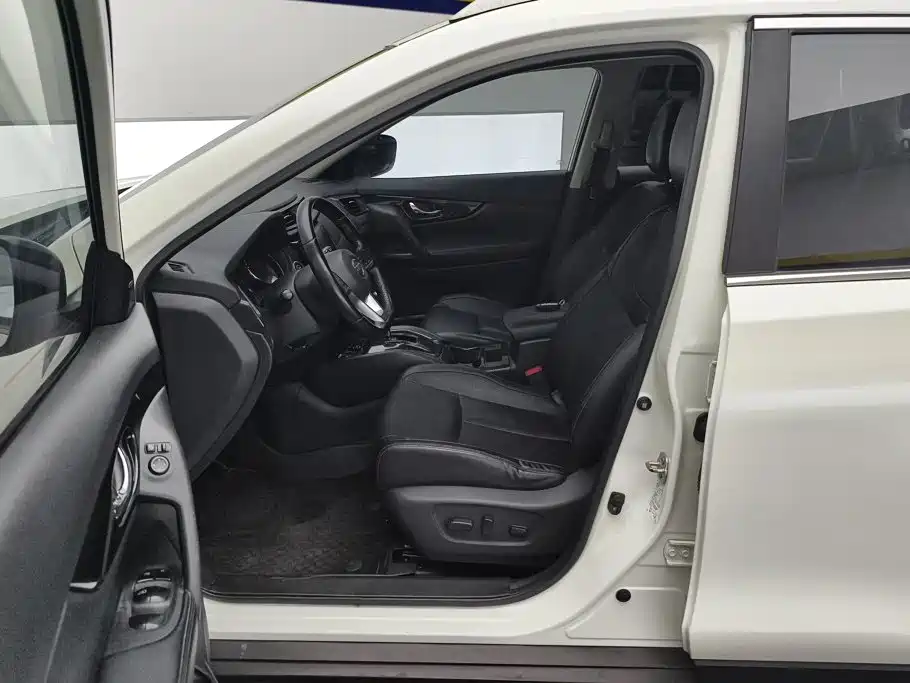 Nissan X-Trail — миниатюра 9