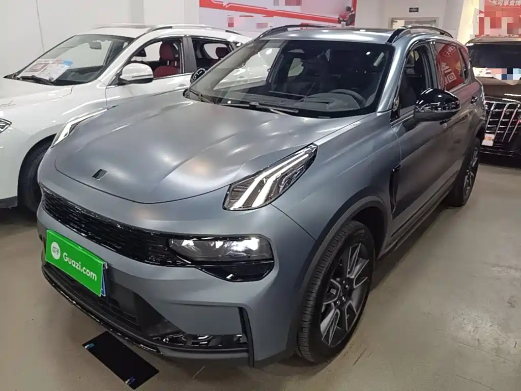 Lynk & Co 01 — миниатюра 2