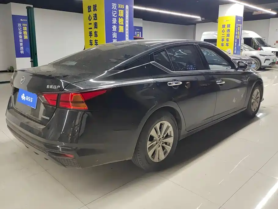 Nissan Teana — миниатюра 3