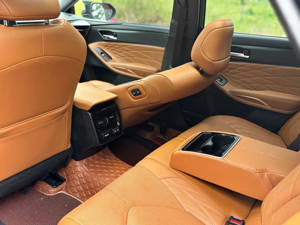 Toyota Avalon — миниатюра 12