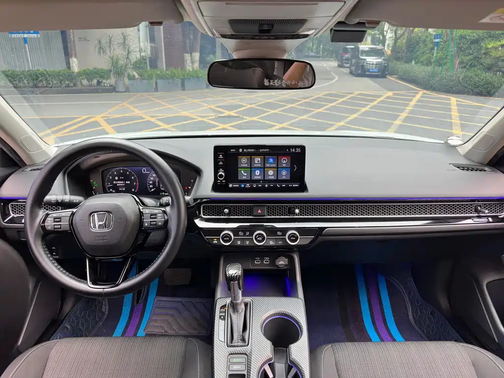 Honda Civic — миниатюра 8