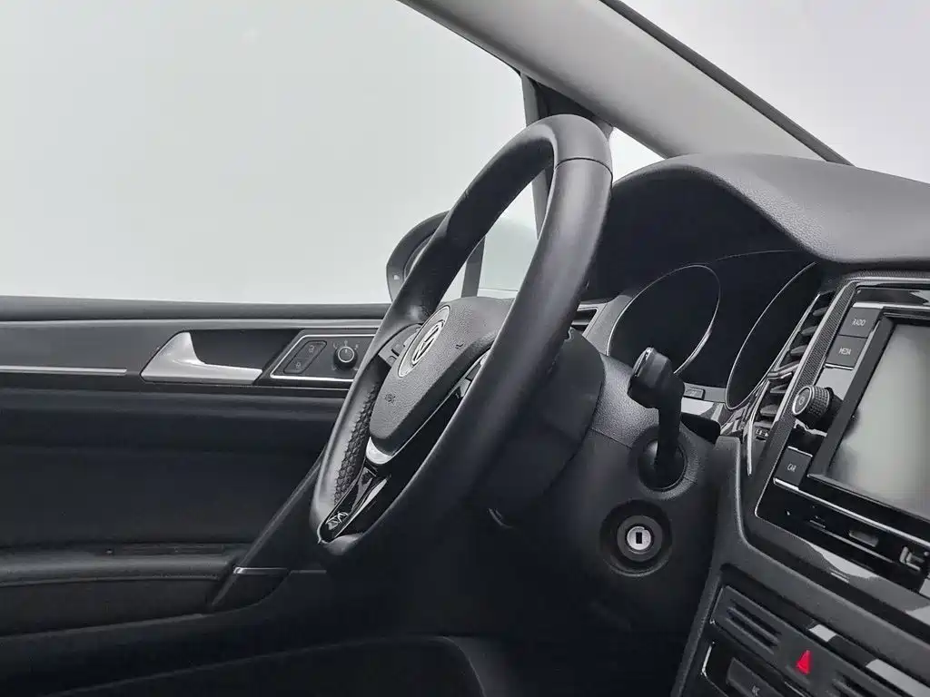 Volkswagen Golf Sportsvan — миниатюра 22