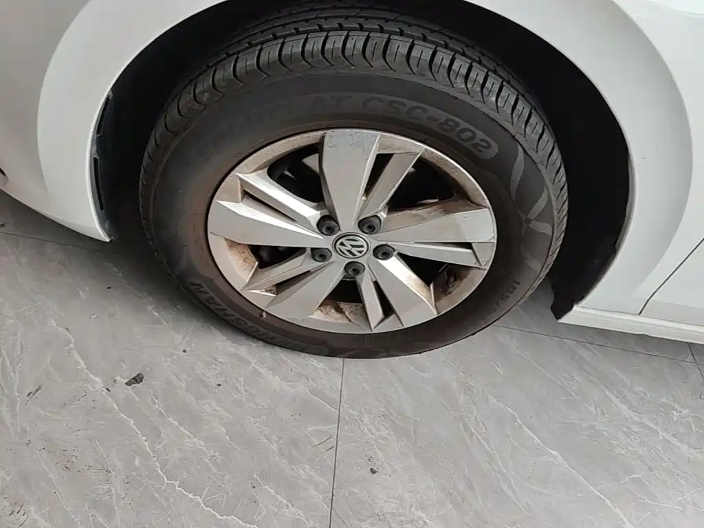 Volkswagen Polo — миниатюра 23