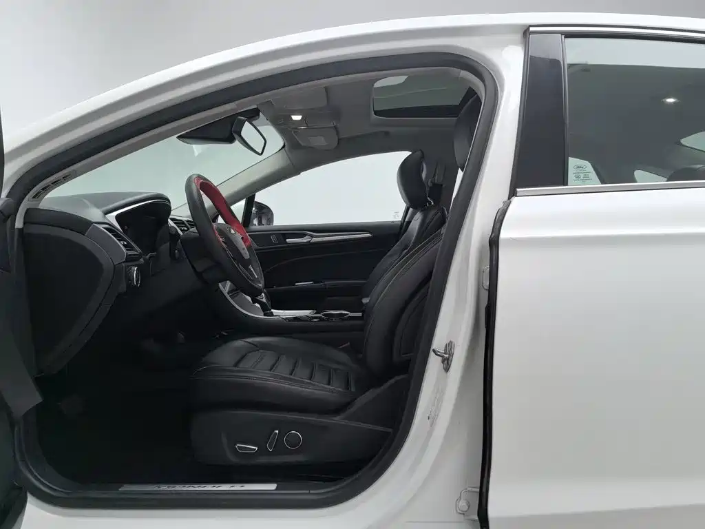 Ford Mondeo — миниатюра 10