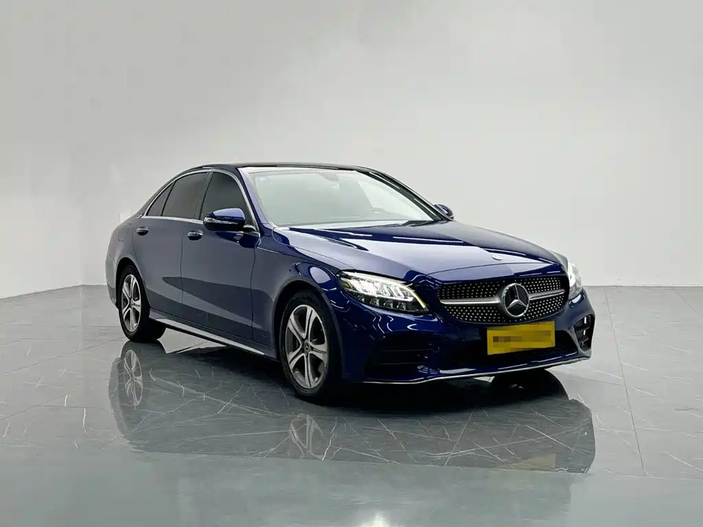 Mercedes-Benz C-Class — миниатюра 8