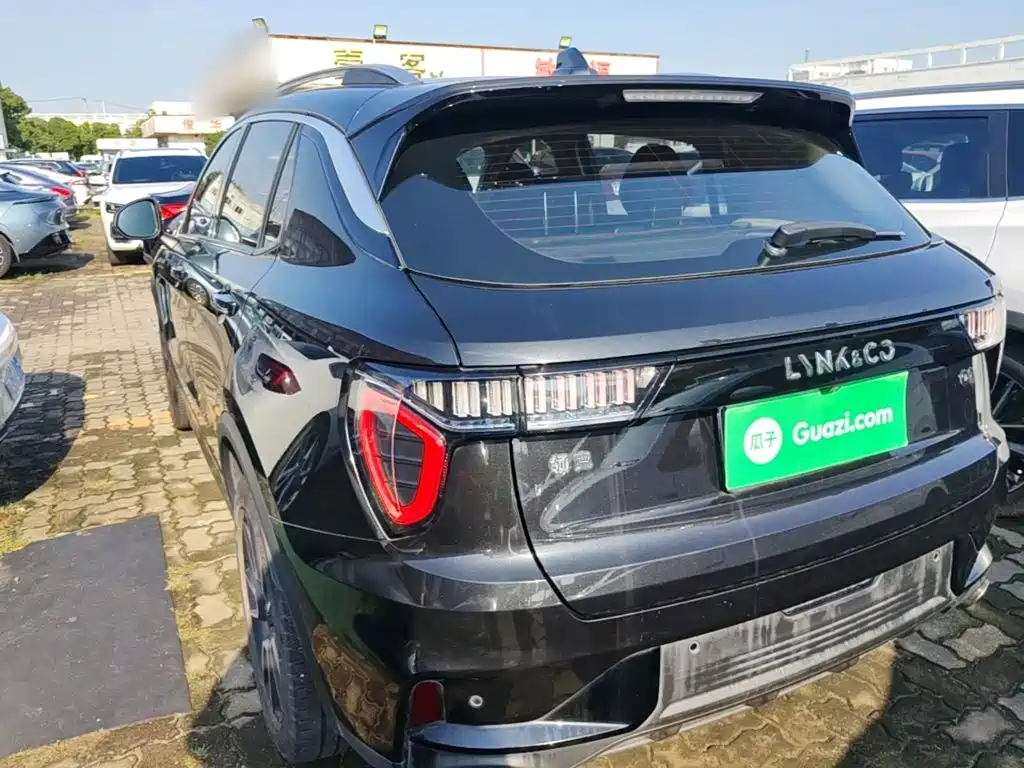Lynk & Co 01 — миниатюра 5